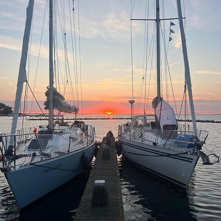 Hotel Net Achter De Dijk 125 Bruinisse Esterno foto