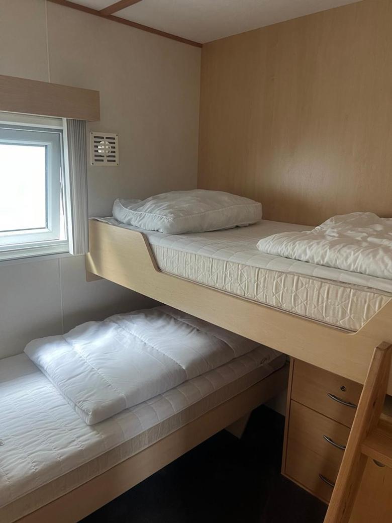 Hotel Net Achter De Dijk 125 Bruinisse Esterno foto